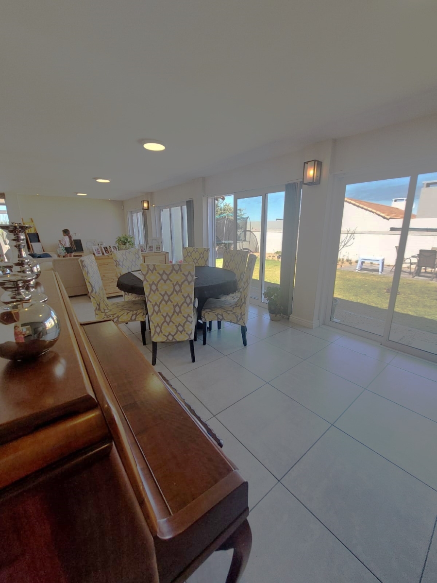 3 Bedroom Property for Sale in Langebaan Country Estate Western Cape